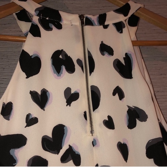 Le Lis Johnetta Shift Dress - Picture 5 of 5